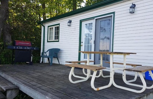 Bobcaygeon Other | Pigeon Hollow Park Cottages