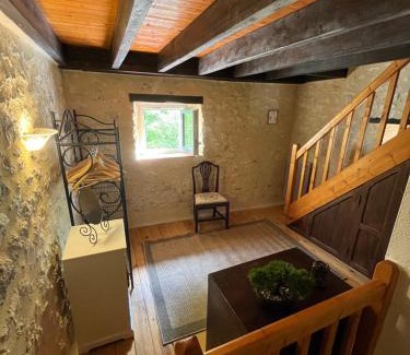 Monflanquin Bed & Breakfast | Pigeonnier de Claire Fontaine
