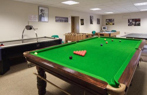 Pontesbury House | Piglets Place - E4300