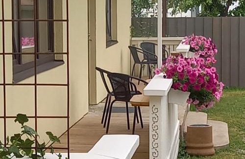 Kuressaare Apartment | Pihtla tee külaliskorter 1