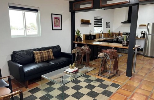 Marfa House | Pik-Pak D - "Tuff’s Place"