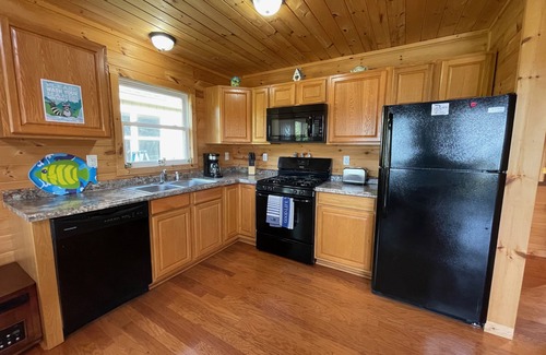 Brier Hill House | Pike Lodge - The Lodges at Oak Point, 1000 Islands - Right on the River!