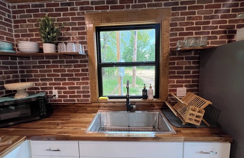 Kirby Cabin | Pike's Place, Brand New Cabin in Daisy Ark