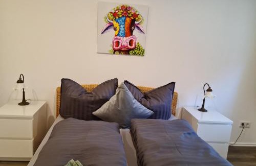 Madfeld Apartment | Pilgrims "Hermine" Fewo mit 3 Schlafzimmern, Balkon, fast Internet