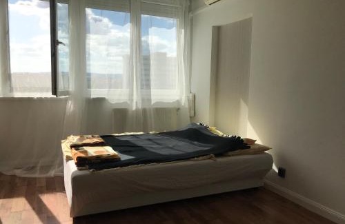 Torokor Apartment | Pillangó parki kis lakás 15 percre a belvárostól