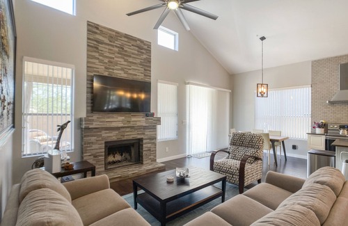 Village One House | Pima Paradise - 3BR + Loft w/Private Pool