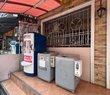 Ramkhamhaeng Apartment | Pimravee Apartment (Yaek 8)