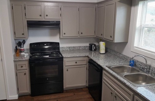 Springdale Condo | Pin Oak Place