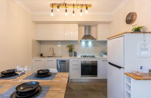 Balnarring House | Pine Beach Guest House in the Heart of Balnarring