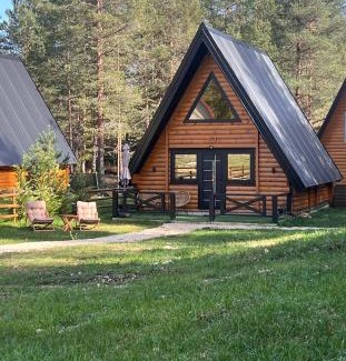 Zabljak Ski Chalet | Pine forest-Black