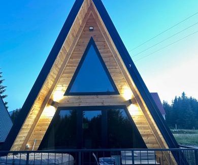 Zabljak House | Pine Forrest Uskoci