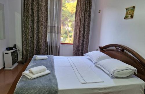 Berat Apartment | PINE house- ALMA