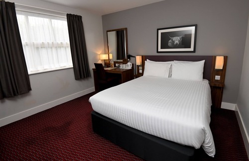 Dunbar Hotel | Pine Marten, Dunbar by Marston's Inns