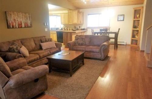 Ruidoso House | Pine Mountain Retreat