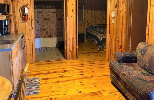 Hill City Cabin | Pine Rest Cabins
