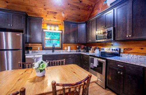 Loudonville House | Pine Ridge Cabin - Secluded Cabin with Hot Tub