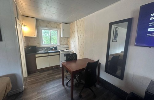Timmins Hotel | Pine Ridge Motel