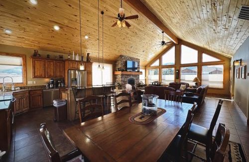 Red Lodge House | Pine Ridge Paradise