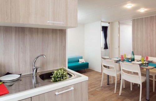 Baia Domizia Ski Chalet | Pine-Shaded Getaway w Pool