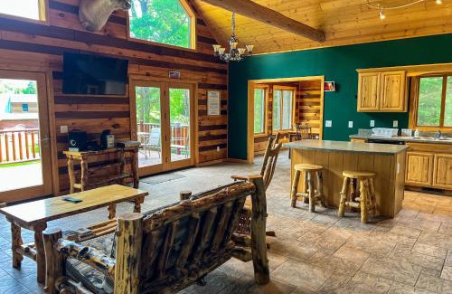 Mercer House | Pine Tree House