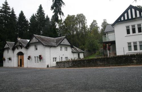 Pitlochry House | Pine Trees Hotel Pitlochry
