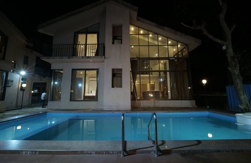 St.Stanislaus Villa Villa | Pine Wood Villa By 97RoyalVista