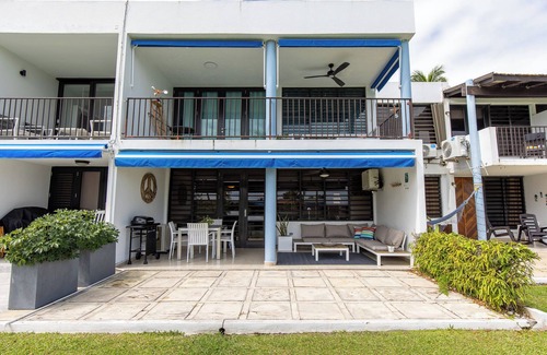 Rio Grande Apartment | Pineapple Beach Villa-Apartment in fabulous Rio Grande with WiFi, AC