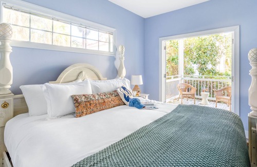Crystal Shores House | Pineapple by AvantStay | Spectacular Destin Getaway Only 1 Block To Beach