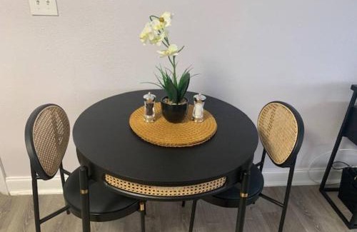 Bearss Plaza House | Pinecrest home away from home.