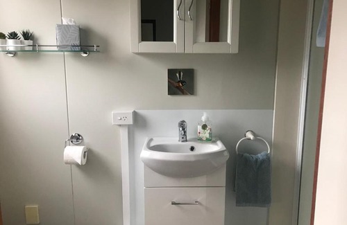 Putaruru House | Pinedale Cottage