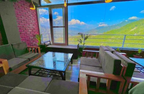 Mussoorie Hotel | Pinerock Resort, Mussoorie ! Luxury Rooms ! Mountain View ! Open Terrace ! Cafe