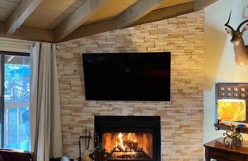 Pinetop House | Pinescape Condo