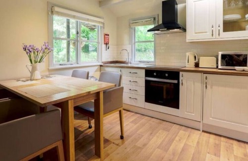 Carlyon House | Pinetum Garden Cottages