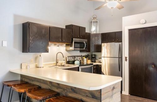 Breezy Point House | Pinewood Escape