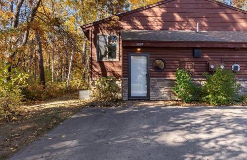 Breezy Point House | Pinewood Escape