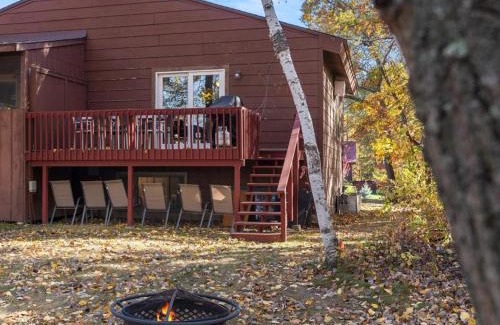 Breezy Point House | Pinewood Escape