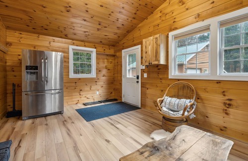 Fryeburg Cabin | Pinewood Haven: Log Cabin + Treehouse + Hot Tub in Mount Washington Valley