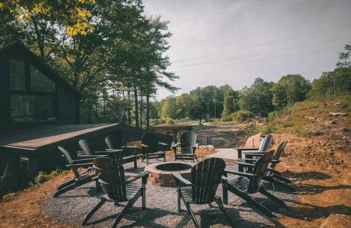 Catskill House | Pinewood Lodge - Catskills, Windham Mountain, Hunter Mountain