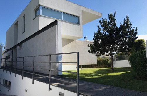 Fornos House | Pinheiro House (Aldeia do Meco Zone)