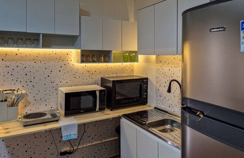 Pinheiros Apartment | Pinheiros: Practical apartment with great location, hot tub and supplies.