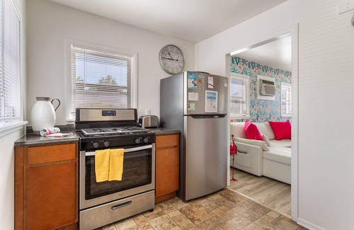 Downtown Dunedin House | Pink Flamingo | Dunedin Vacation Rental