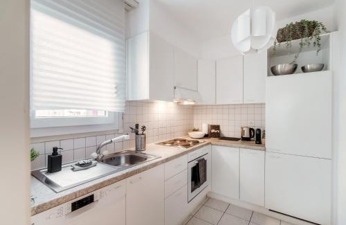 Chiasso Apartment | Pink Flat by Quokka 360 - close to the Italian border