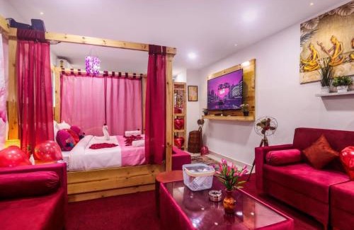 Kukatpalli House | Pink Hawk Hospitality