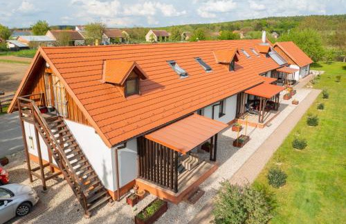 Pornoapati Apartment | Pinka-Völgyi Napfény Farm