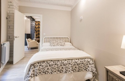 Adahuesca Apartment | Pinot Noir in Adahuesca