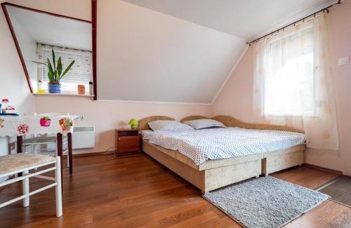 Kiskunmajsa Apartment | Pipacsos Vendégházak