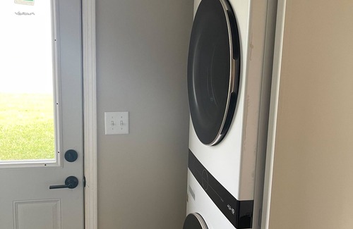 Hamilton House | Piper's Place - 2 Bedroom House in DT Hamilton