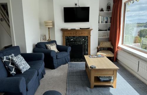 Dittisham House | Pipiriki - Spectacular views and outstanding garden in peaceful location