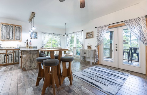 Surf Side Shores House | Pirate Daze- * Labor Day Book 4 Nights For The price Of 3! *