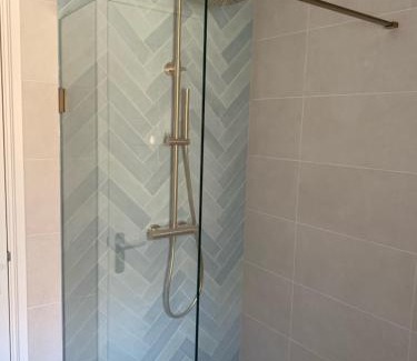 Hollum House | Pirolie